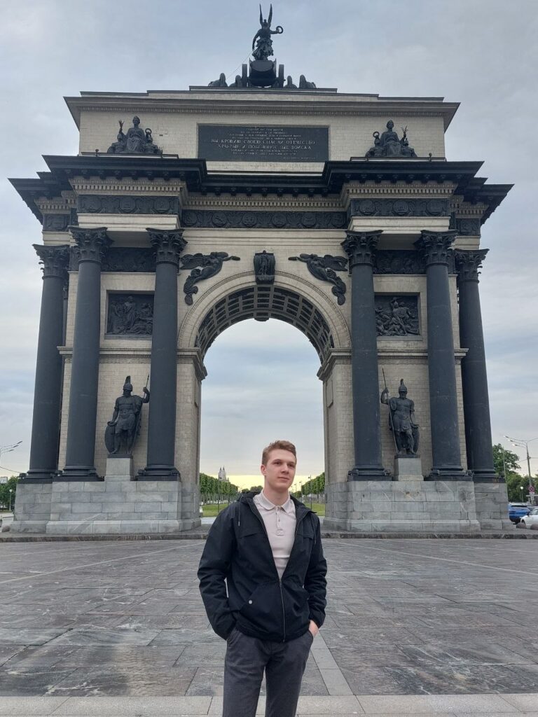 Антонов Михаил