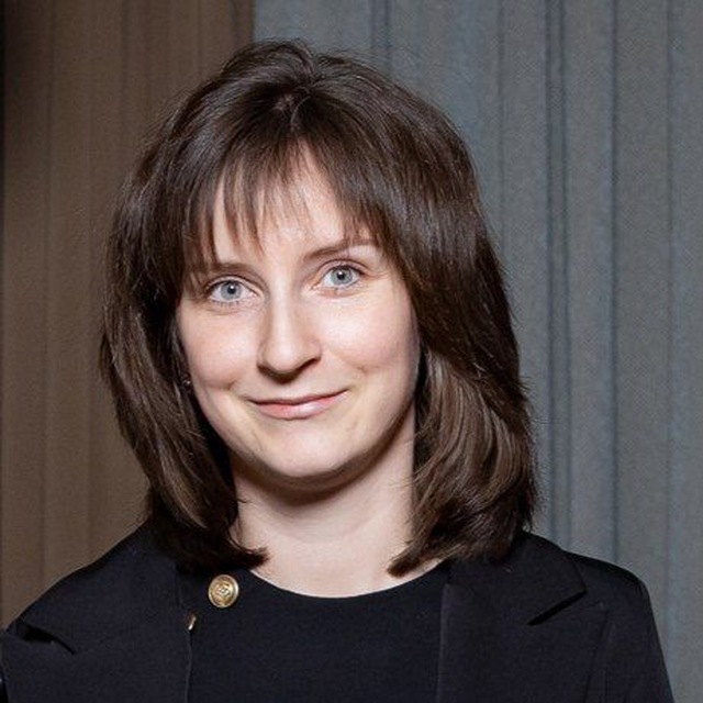 Кручинина Юлия